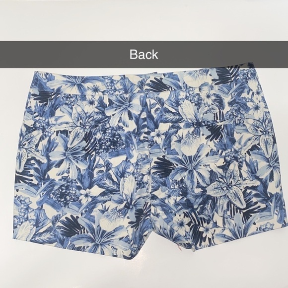 Blue & cream floral tailored short H&M size 8 - Picture 5 of 5